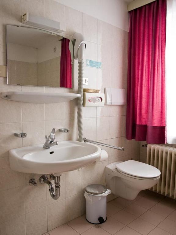 Hotel Olympia Σέλβα ντι Βαλ Γκαρντένα Δωμάτιο φωτογραφία